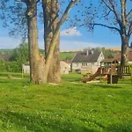 Du Parc Montreal * Neuville-sur-Vannes